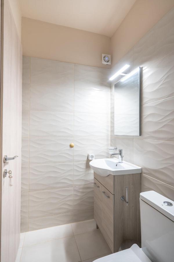 Monastiraki Metro St Studio For 2 Persons Αθήνα Εξωτερικό φωτογραφία